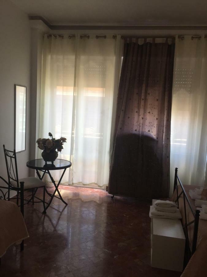 Morfeo 2 Locazioni Turistiche Bed & Breakfast Palermo Exterior photo